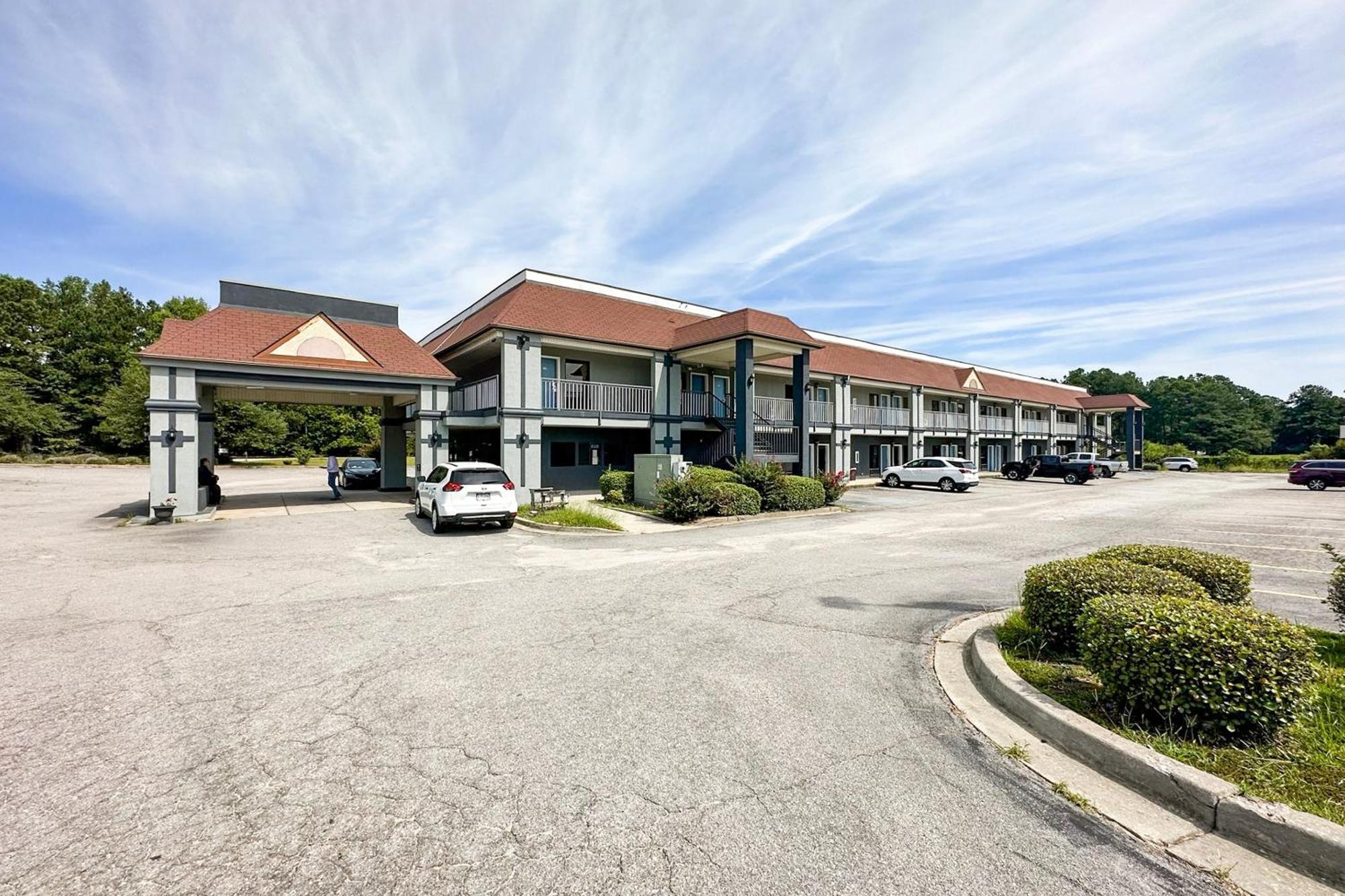 Executive Inn Ridgeway I-77 Extérieur photo